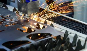 Phân biệt giữa cắt và khắc laser