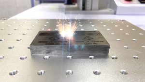 Khắc sâu bằng laser