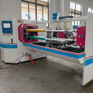 Máy cắt cuộn băng keo, băng dính 4 trục quay tự động cnc