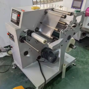 Máy chia cuộn decal “thay trục tự động” SAXR-320/SAXR- 420