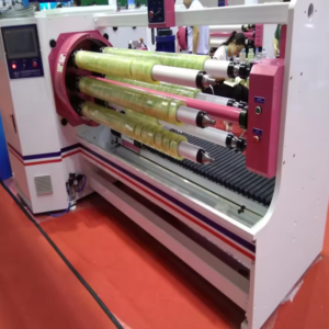 Máy cắt cuộn băng keo 6 trục đảo